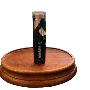 L'Oreal Paris Makeup Infallible Highlighter Shaping Stick #41‎ Slay In Rose NEW